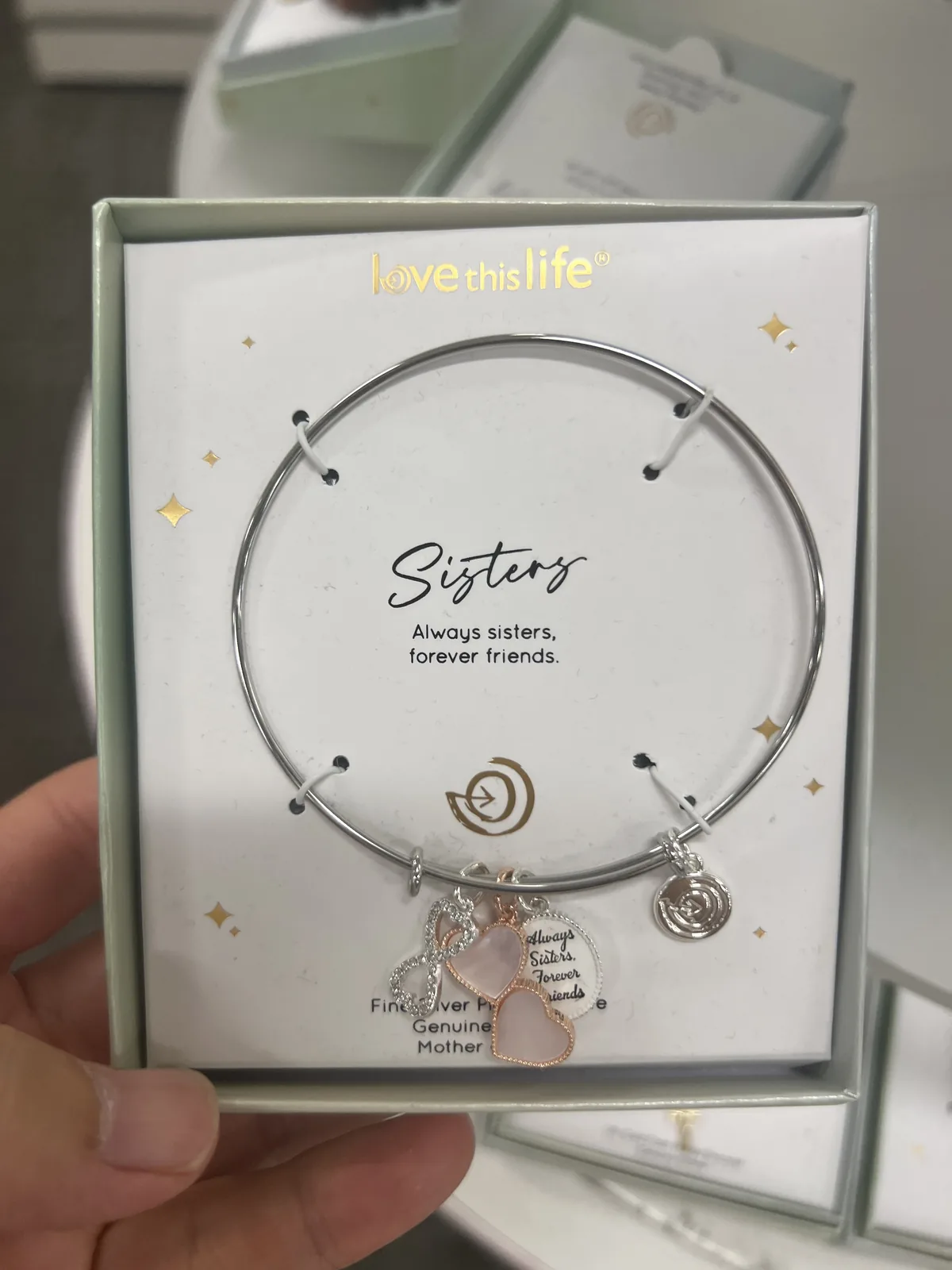 Kohl's love this life Sisters 主题镀银情感手镯,Always sisters forever friends,配无限符与心形吊饰
