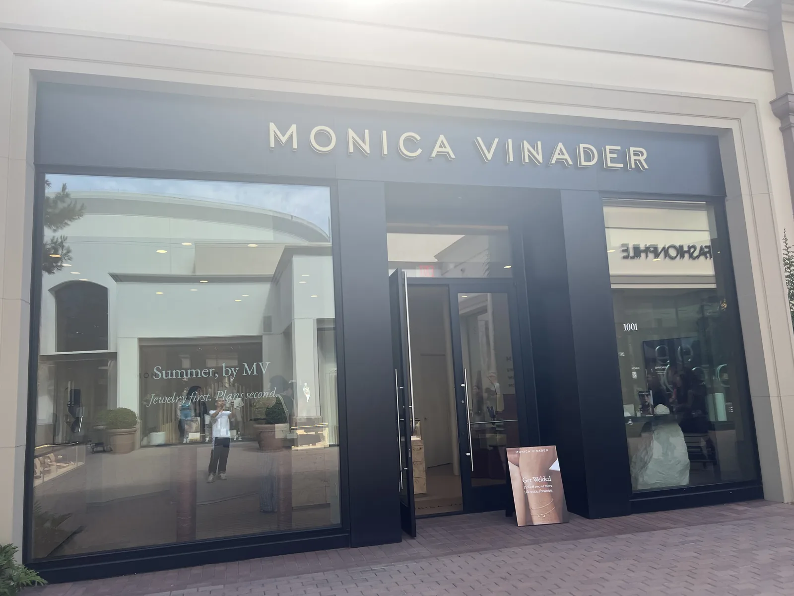 Monica Vinader 加州 Fashion Island 门店